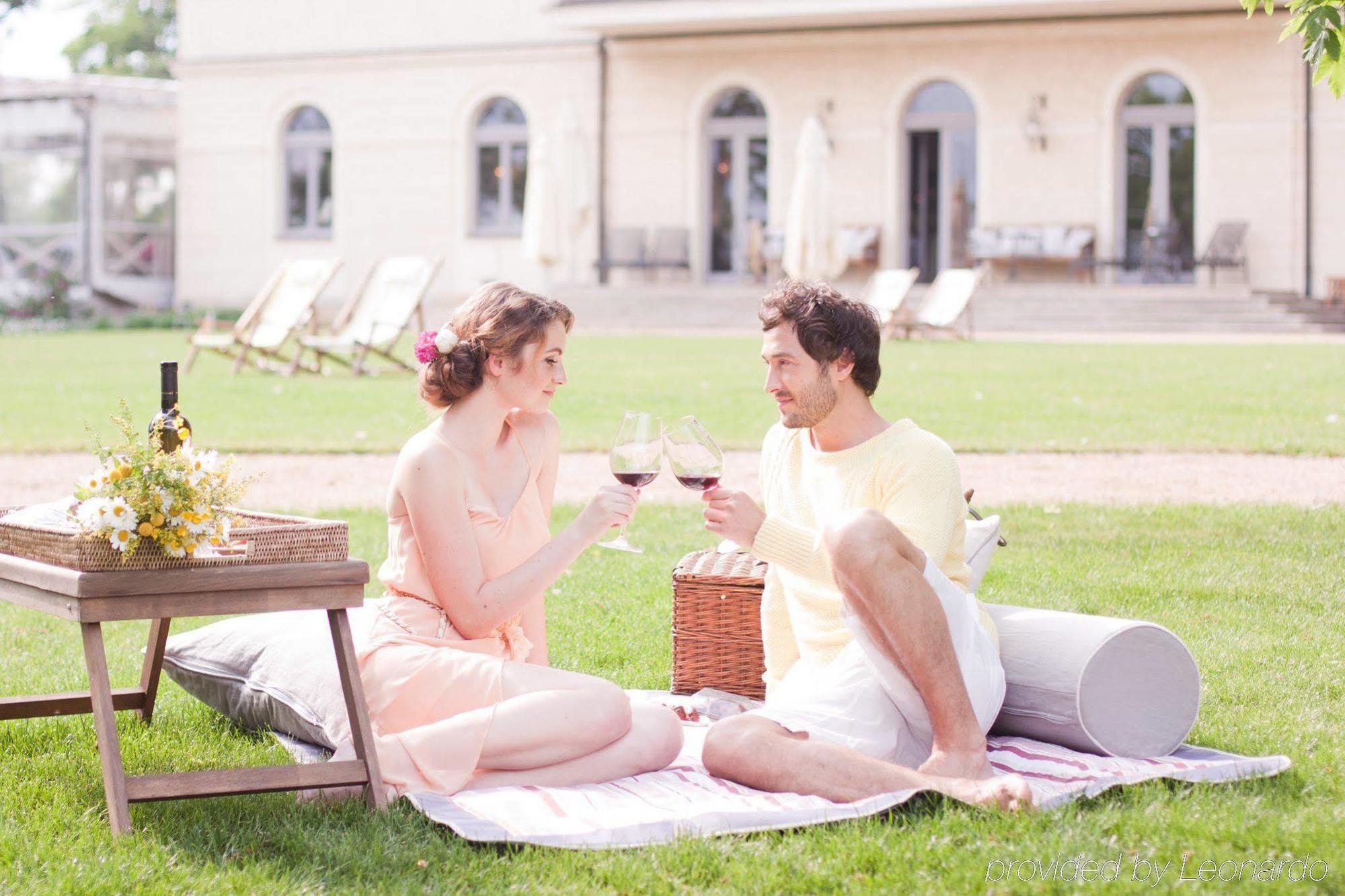 Chateau Mcely Kemudahan gambar